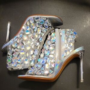 Steve Madden Tomo Bootie Size 6